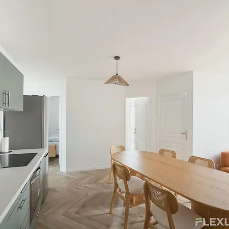 In Spacious T7 In 20 Tatil Evi *