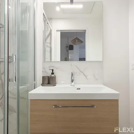 Feriehus In Spacious T7 In 20 *