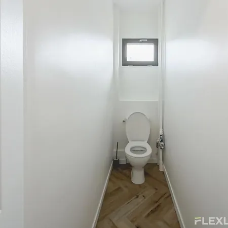 In Spacious T7 In 20 Feriehus