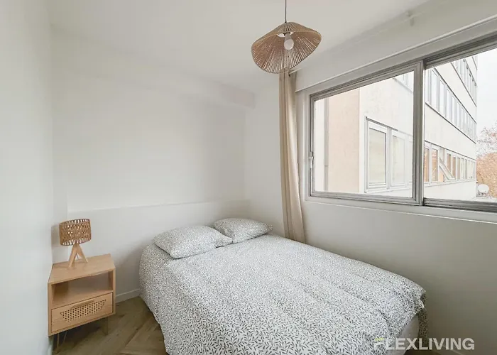 In Spacious T7 In 20